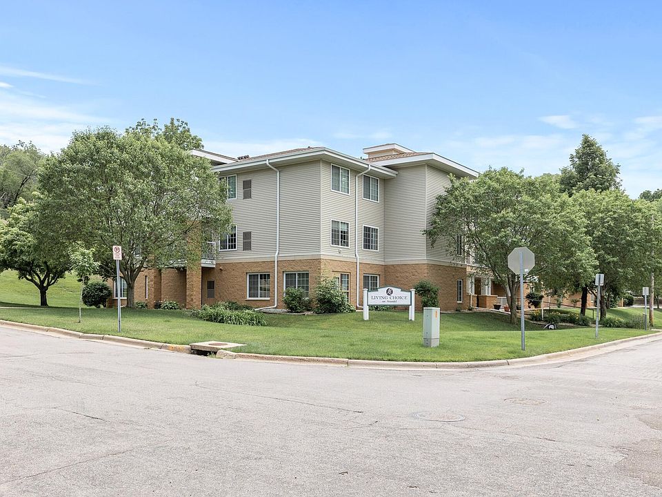 1st image of 1600 Arundel St APT 305