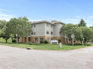 1600 Arundel St APT 305, Saint Paul, MN 55117