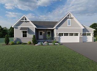 5691 Shadow Ridge Cir NW, North Canton, OH 44720