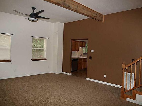 5th image of 87 Westbury Dr