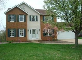 1339 Sharonbrook Dr, Twinsburg, OH 44087