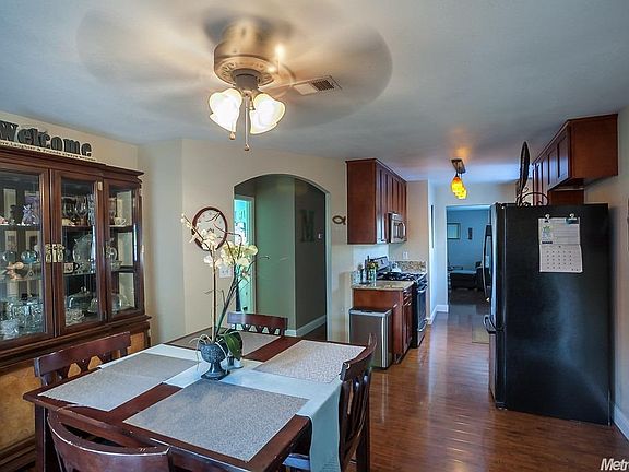 4th image of 7342 Grenola Way