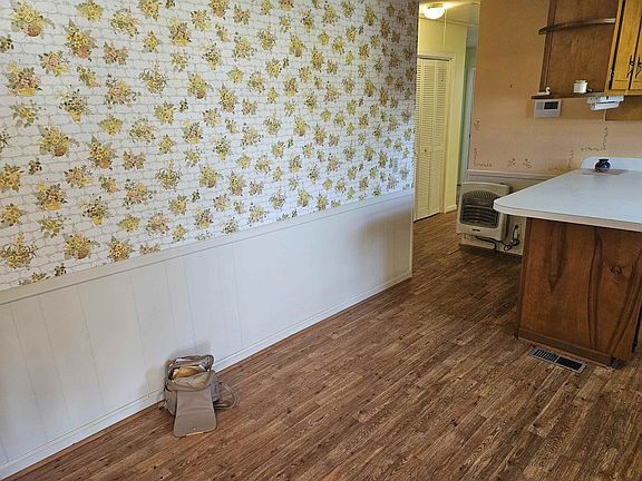 4th image of 269 Old McCutcheon Rd