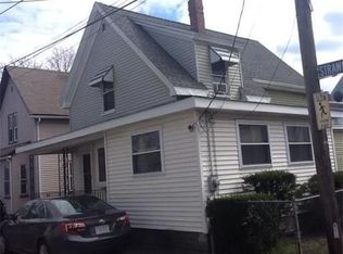 3 Strawberry Pl, Lynn, MA 01904