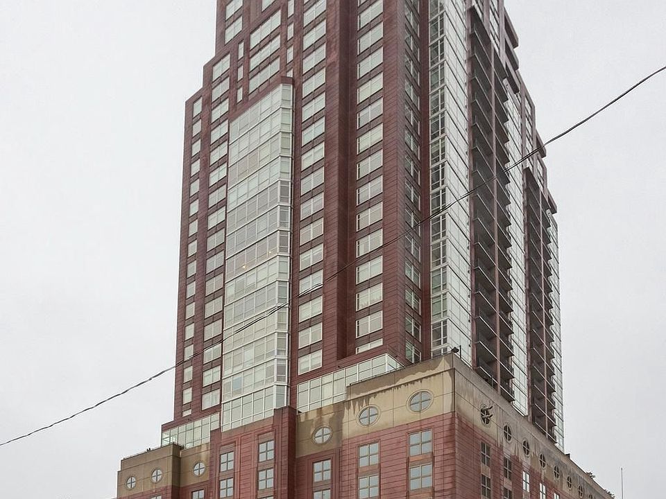 1st image of 400 S Broad St #26-1106