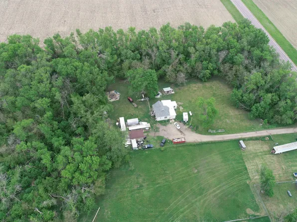 30019 471st Ave, Beresford, SD 57004