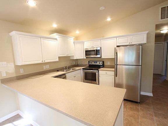 734 Ocean Parkway 012