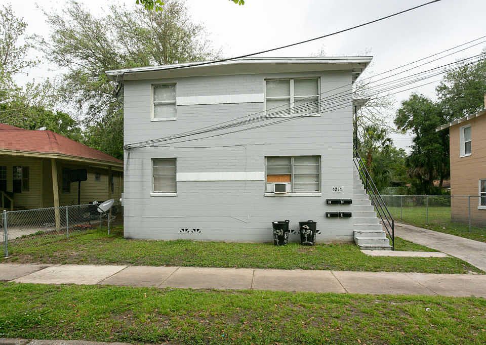 1st image of 1251 W 25th St