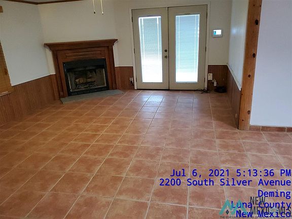 3rd image of 2122 S Silver St
