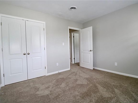 4th image of 395 Terrace Ave APT 103