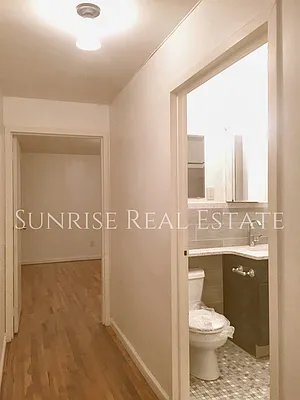 Rented by Sunrise Real Estate | media 64