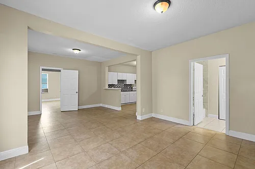 3721 Henry Ave Photo 1