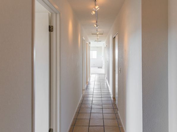 305 Lighthouse Ave #3