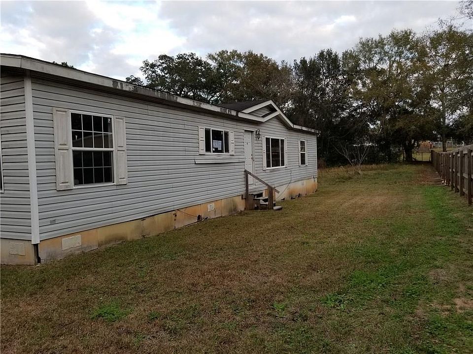 1st image of 12826 Oak St