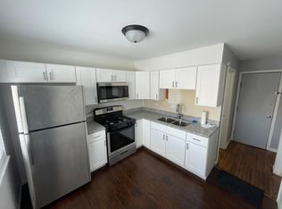 7204 W 53rd St #2, Summit Argo, IL 60501