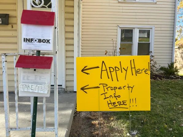 219 Douglas Ave, West Mifflin, PA 15122