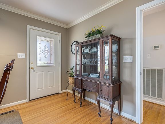 4th image of 5132 Overton Rd