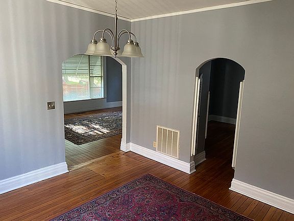 dining room/ arched doors