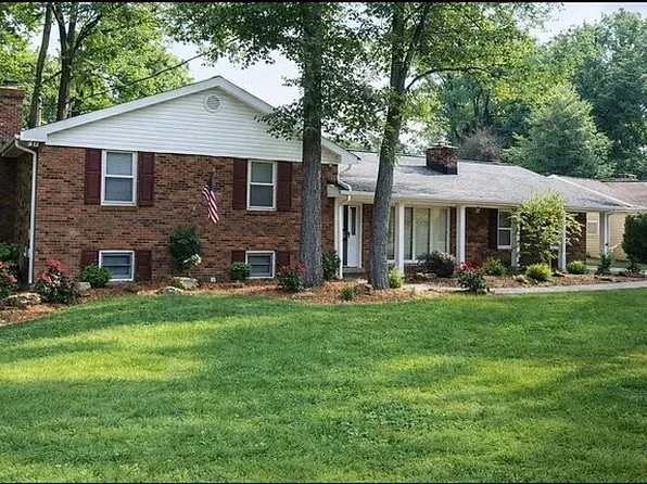 12 Caranza Dr, Evansville, IN 47710