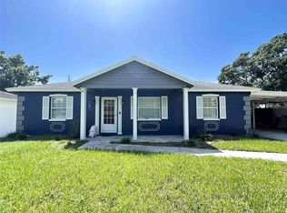 4902 Holiday Dr, Tampa, FL 33615
