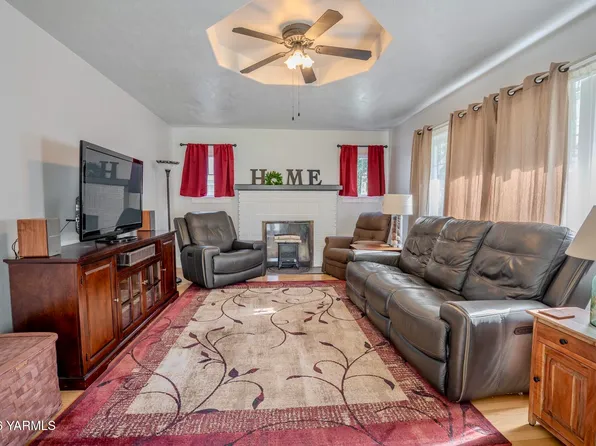 401 S 17th Ave, Yakima, WA 98902