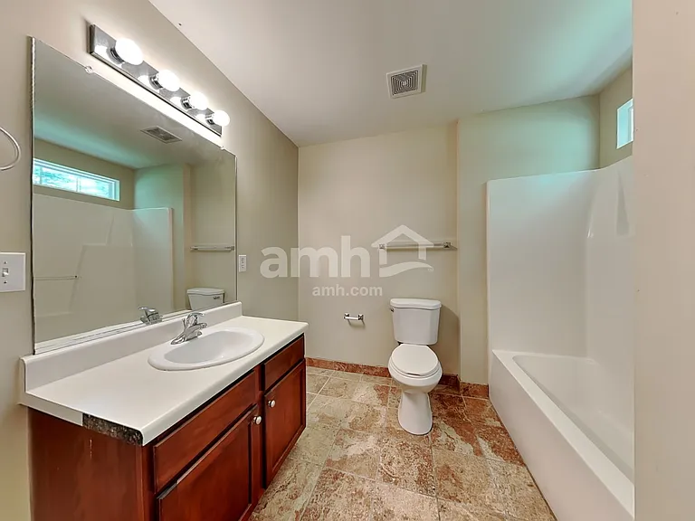 4635 Craver Woods Ct — Photo 16