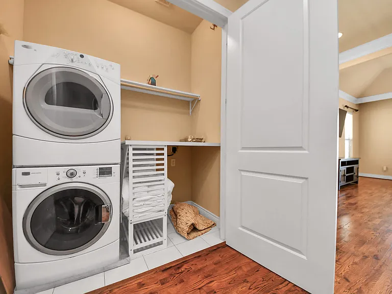 Laundry Room Cabinet
