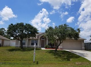 170 Maywood Ave NW, Palm Bay, FL 32907