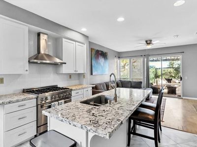 14083 Carmel Ridge Rd, San Diego, CA, 92128