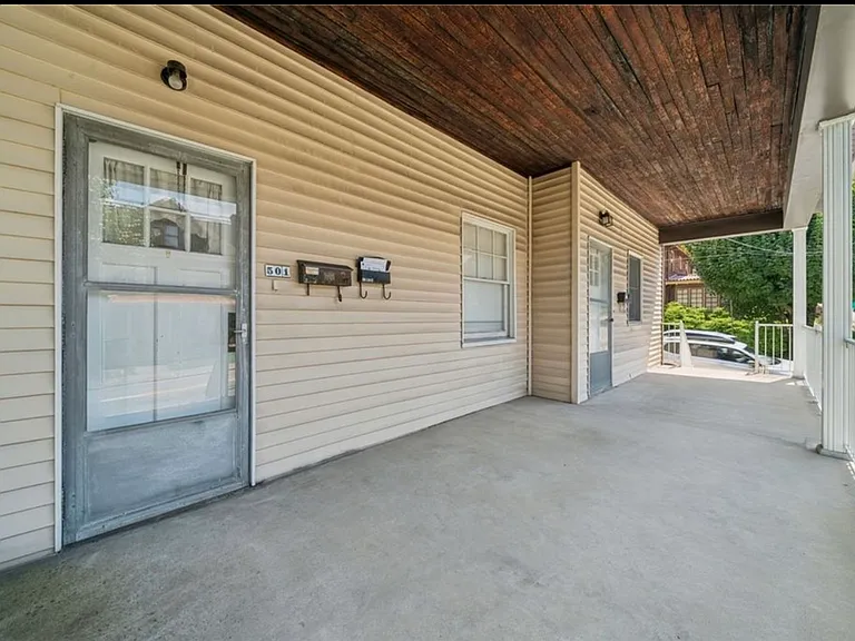 501 N Main St #3 — Photo 5