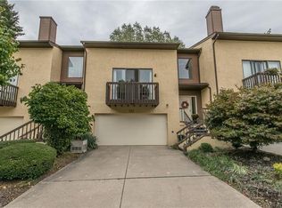 112 Ridge Side Ct, Munroe Falls, OH 44262