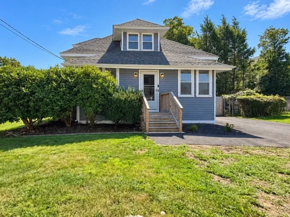 32 Sycamore Ave, Brockton, MA 02301
