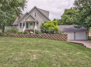 21126 W 71st St, Shawnee, KS 66218