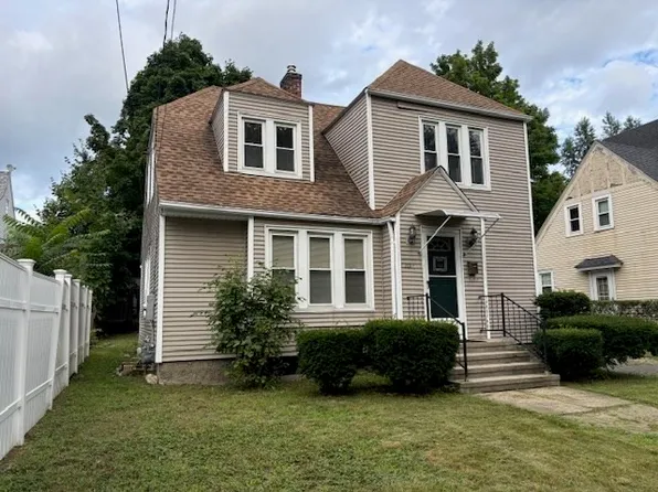 1017 Roosevelt Ave, Springfield, MA 01109