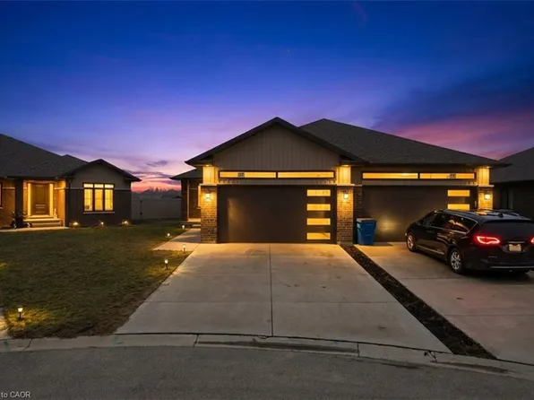 77 Bordeaux Pl, Chatham Kent, ON N7M 0S4