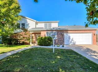 2109 Scottsdale Dr, Champaign, IL 61822