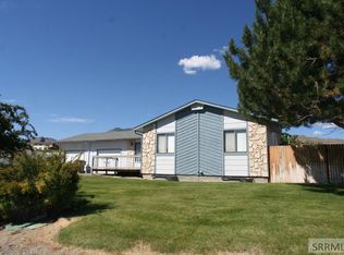 810 S 11th St, Challis, ID 83226