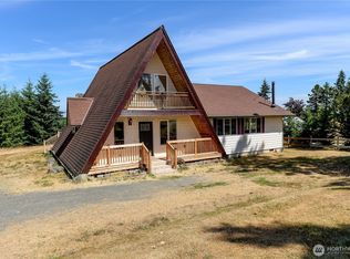 71 John Jacobs Rd, Port Angeles, WA 98362