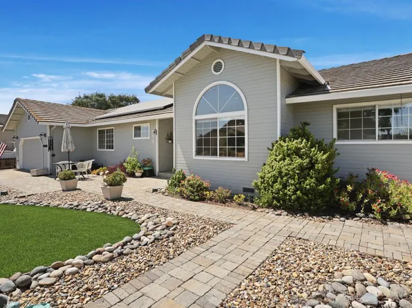 556 Blue Herron Ct, Valley Springs, CA 95252