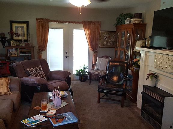 4th image of 815 S 8th St