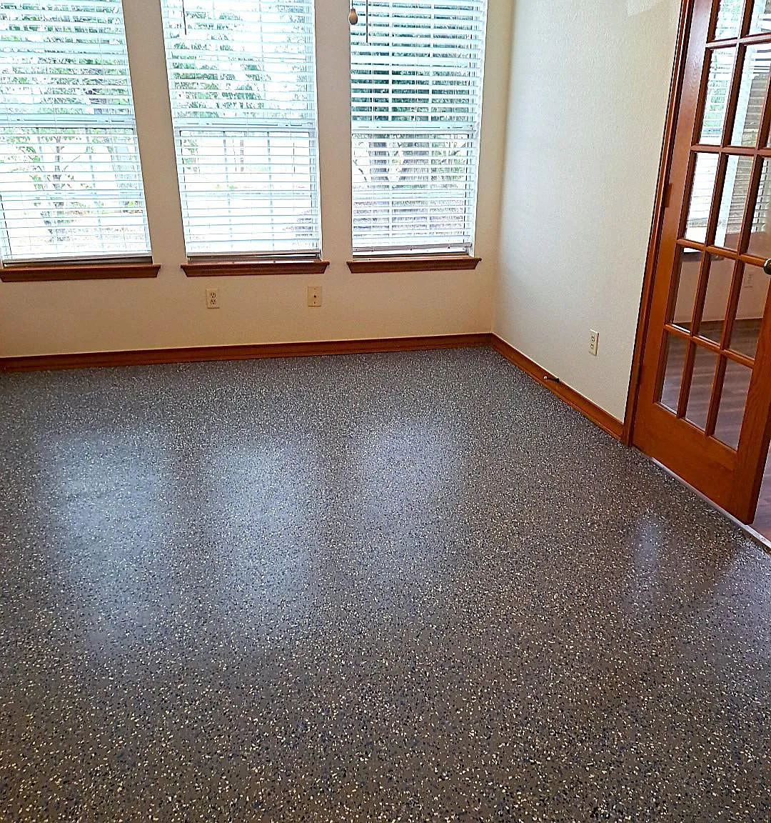 3 bed, 2.0 bath, 1698 sqft, $2,200 — Photo 4