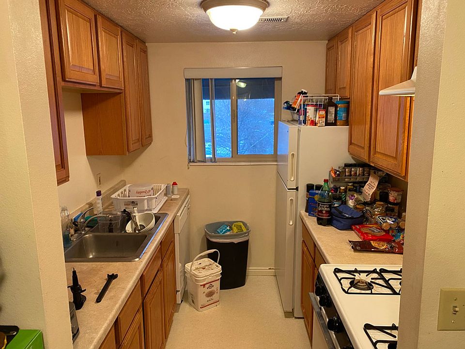 2nd image of 443 S State St APT 311