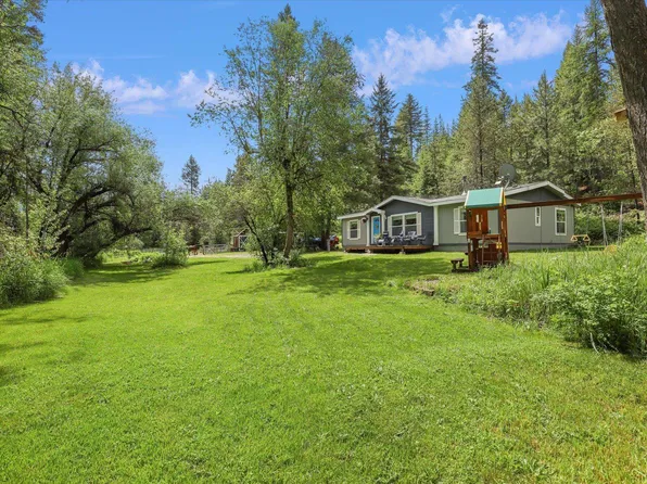 4121 Hesseltine Rd, Valley, WA 99181