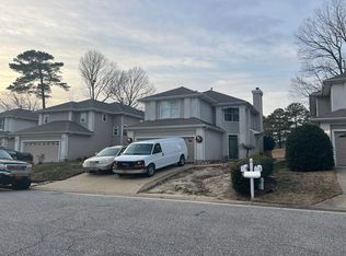 945 Drivers Ln, Newport News, VA 23602