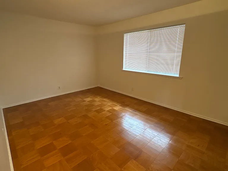 316 Cambridge Dr — Photo 21