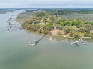 335 Pleasant Point Dr, Beaufort, SC 29907
