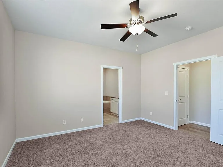512 Tanner Ave — Photo 6