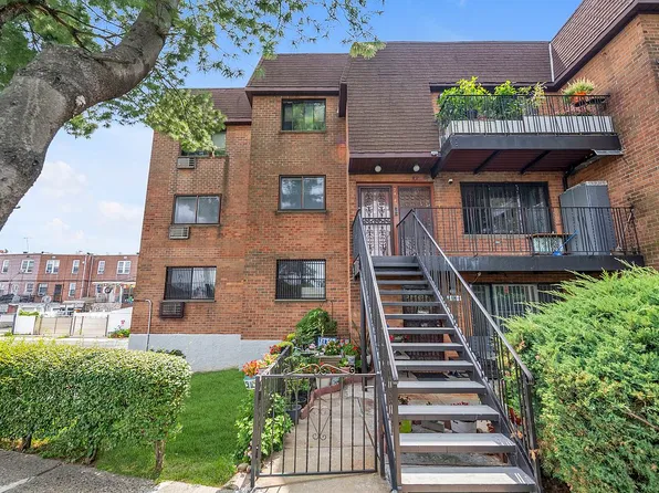 74-49 Calamus Cir #51, Elmhurst, NY 11373