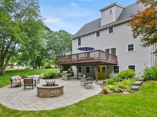 150 North St, Grafton, MA 01519