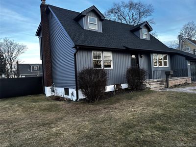 696 N Delaware Avenue, Lindenhurst, NY, 11757